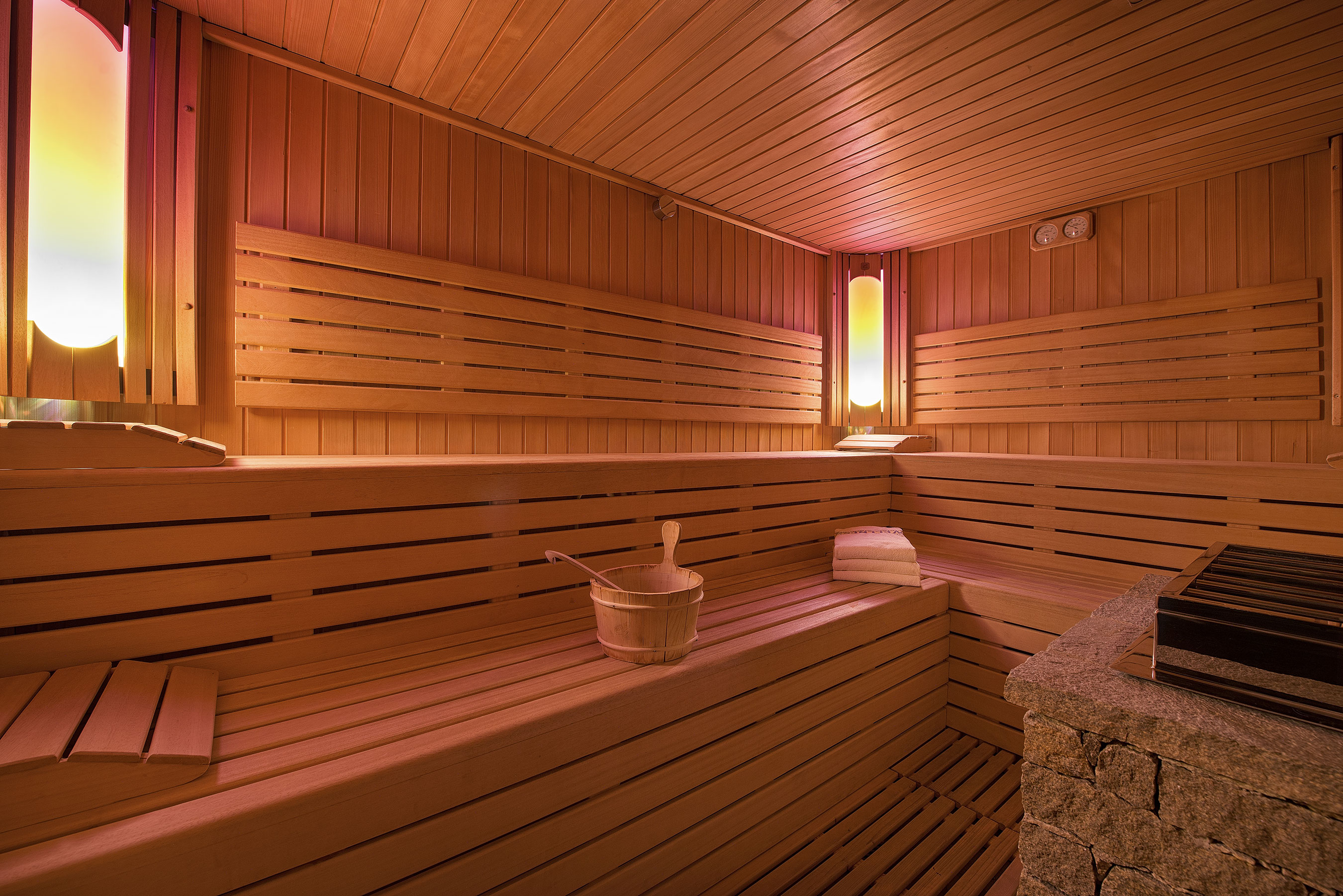 La sauna finlandese del centro wellness dellâ€™Hotel Crosal